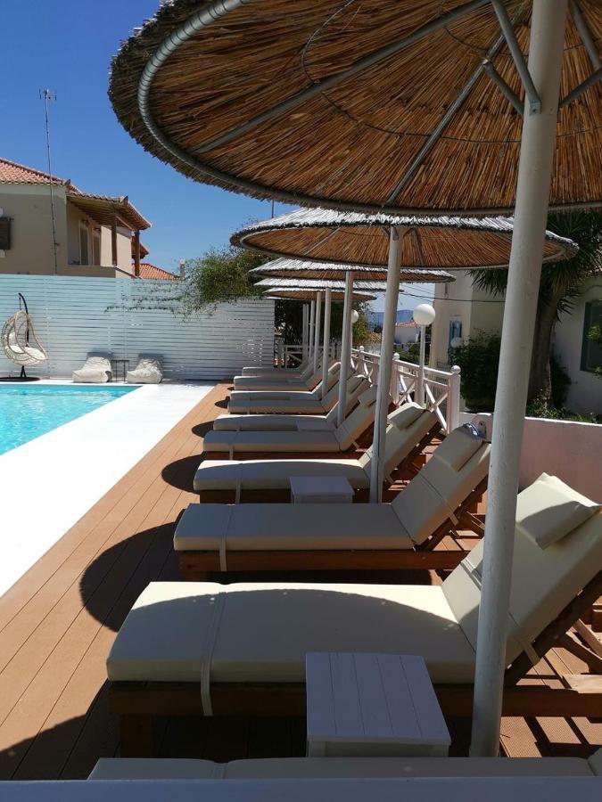 Bay'S Aparthotel Spetses Town Exterior photo